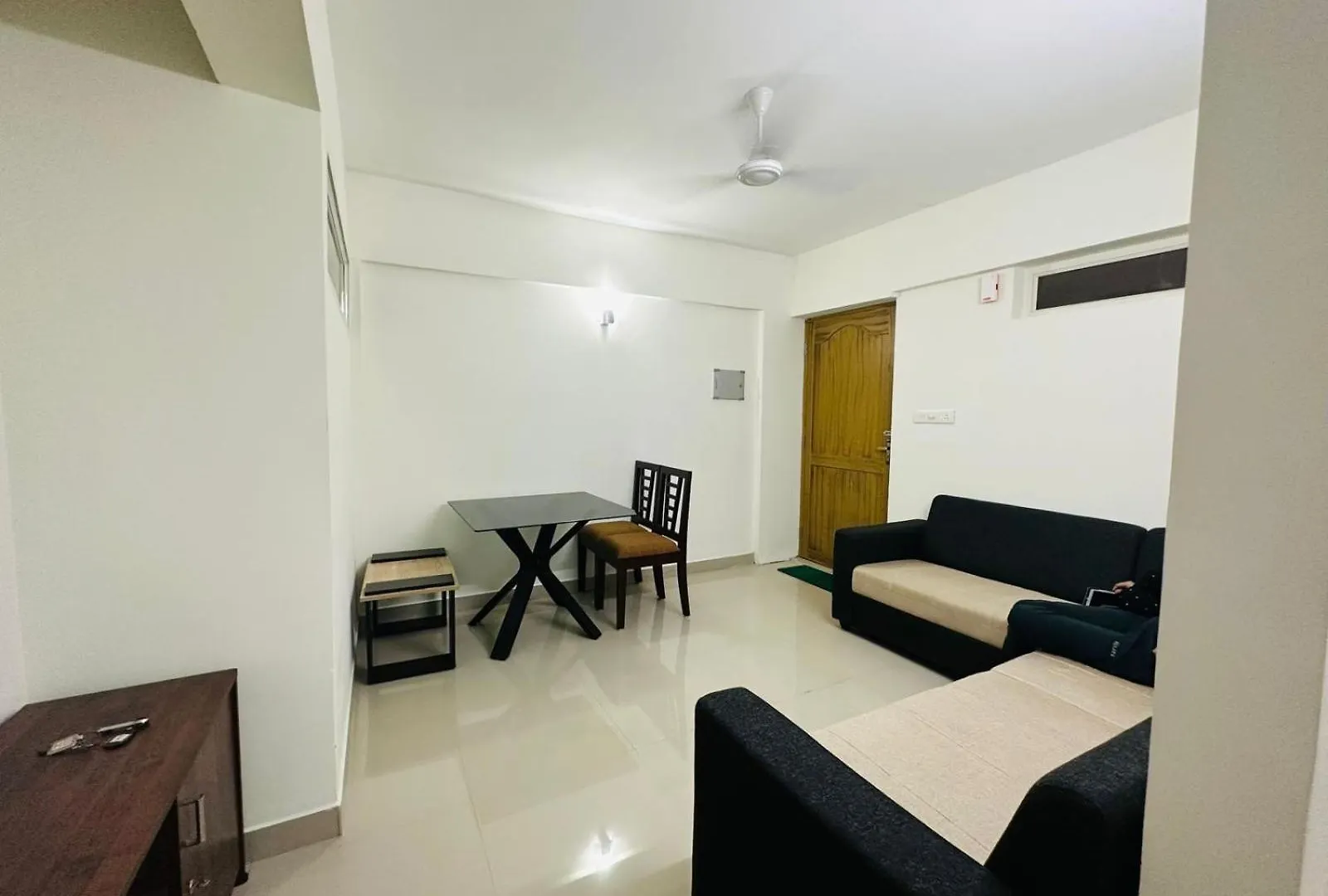 Platinum Suits Nedumbassery Apartment
